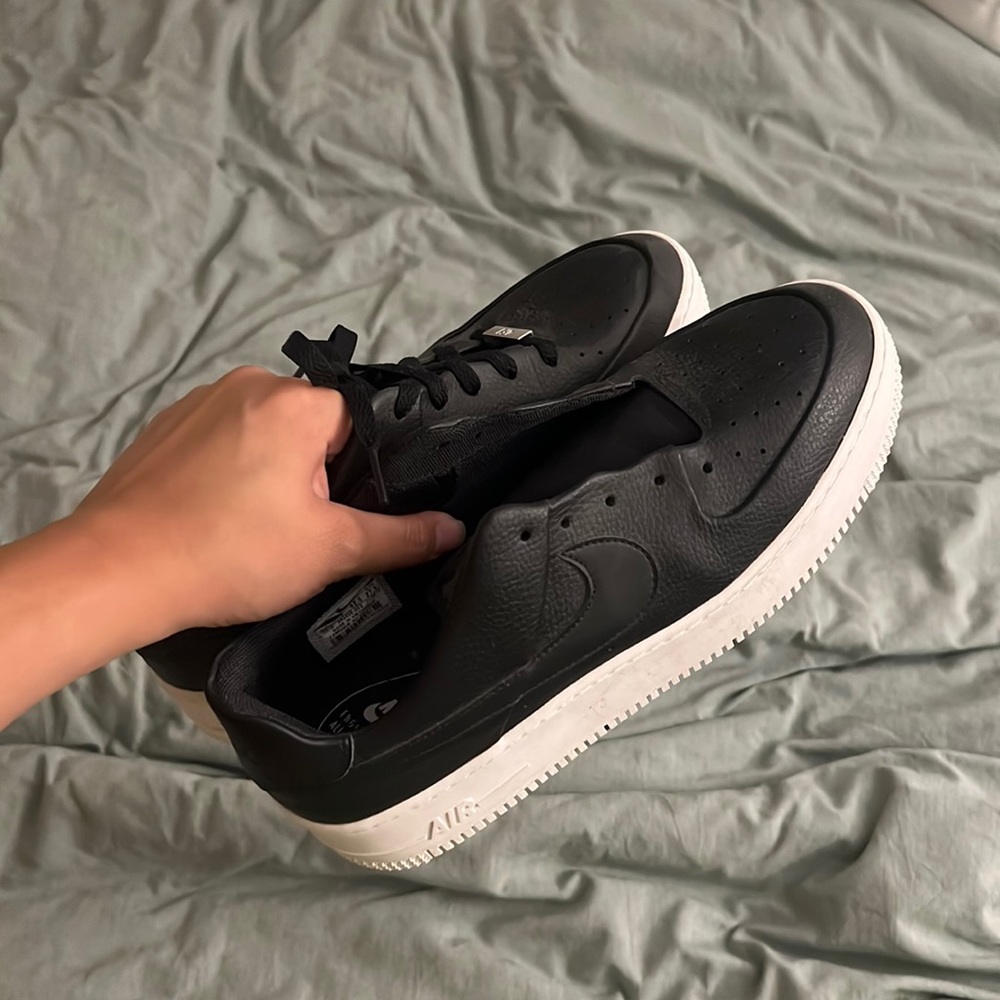 Black Nike shoes AF1